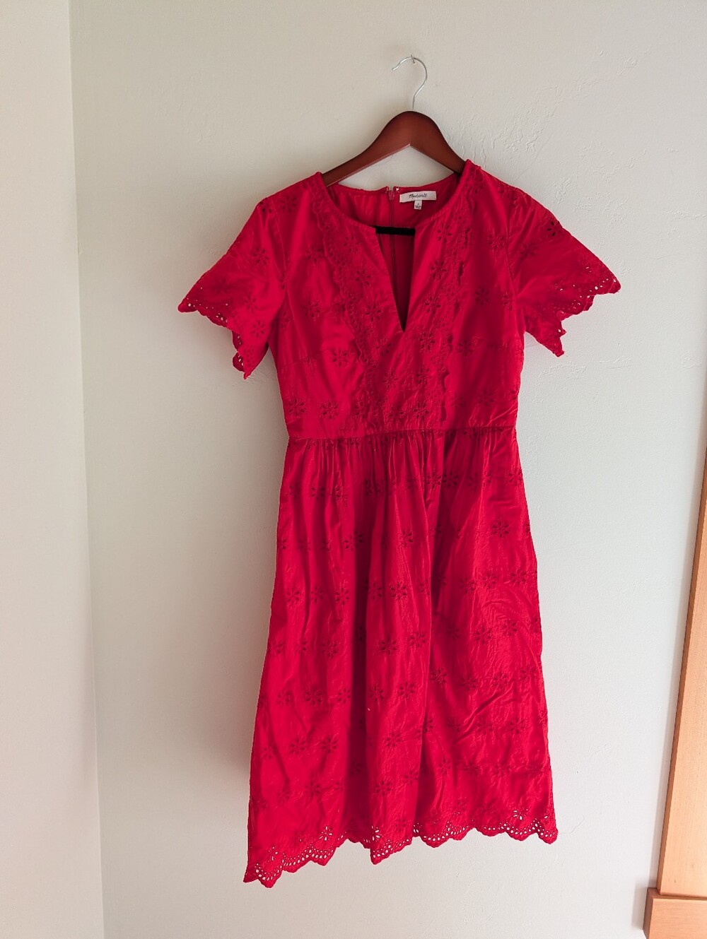 Madewell Cherry Red ♥️ Cotton Eyelet Midi Dress Scalloped Hemline Size 4